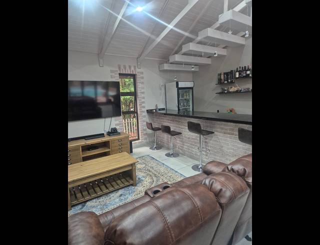 3 BEDROOM HOUSE TO LET IN WAVERLEY